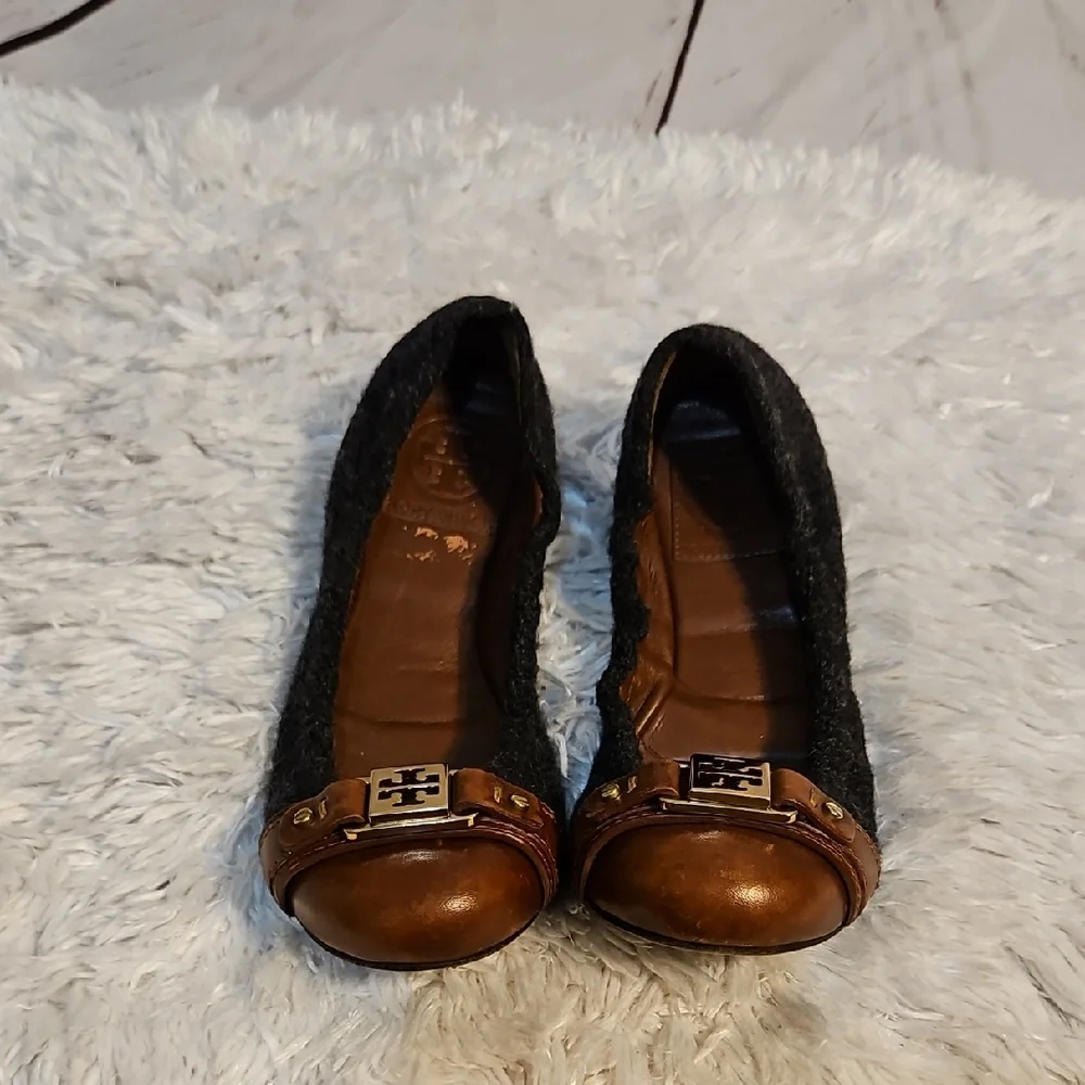 Tory Burch‎ Women's Black and Brown Flats